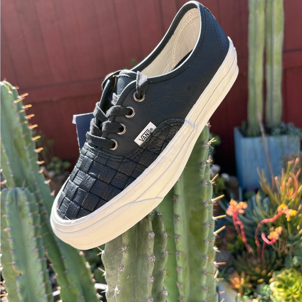 Vans Authentic Reissue 44 LX Black Woven Leather Women’s Size 7